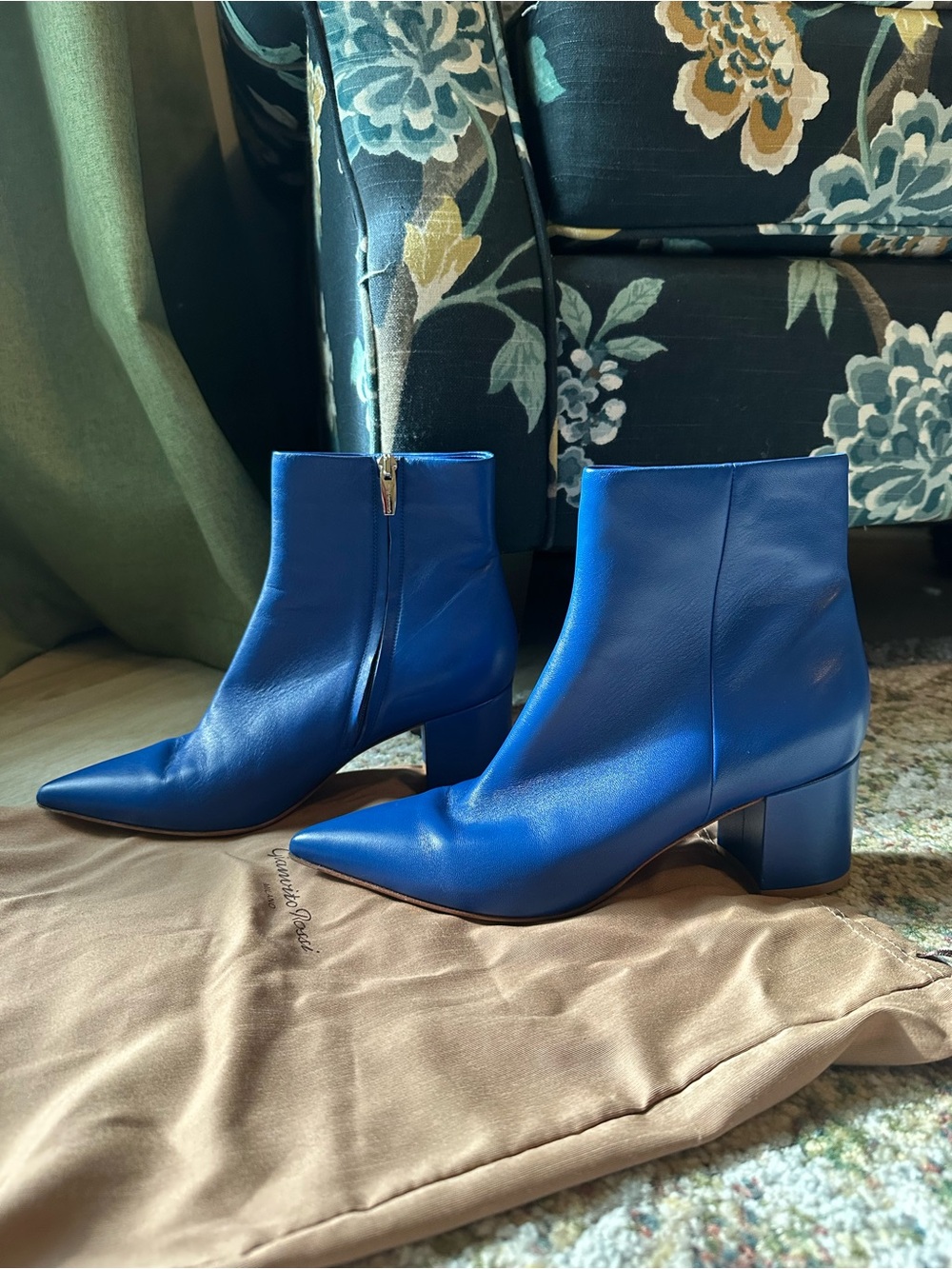 Gianvito Rossi Royal Blue Leather Ankle Boots - Picture 4 of 6